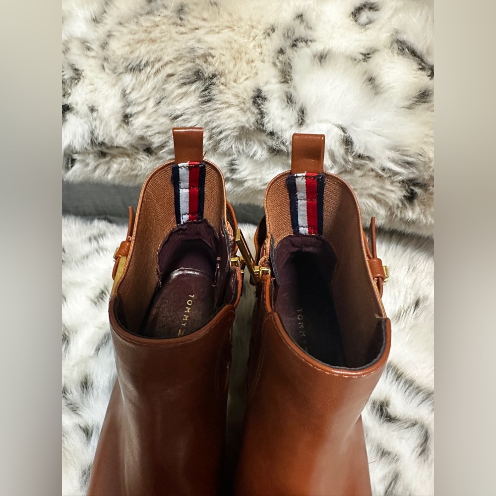 NWT Tommy Hilfiger Baylon Medium Natural Ankle Boots - Picture 5 of 7